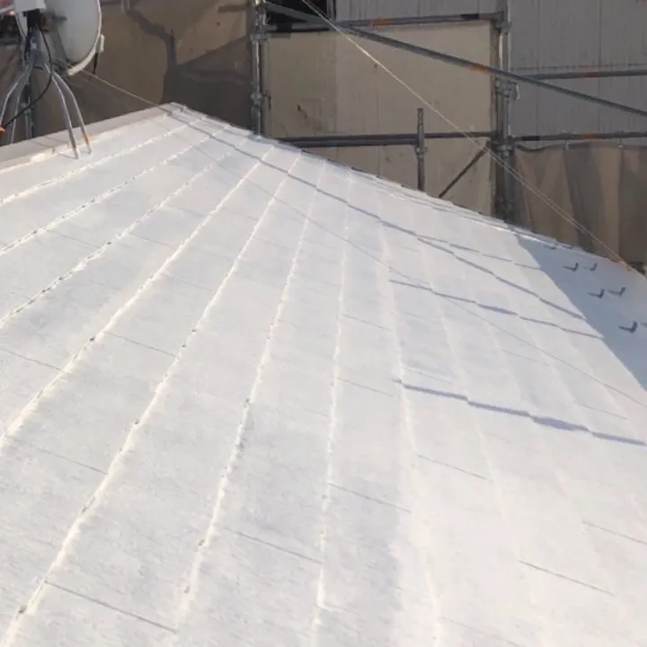 屋根塗装工事 / 7.屋根塗装　下塗りシーラー2回目　施工後