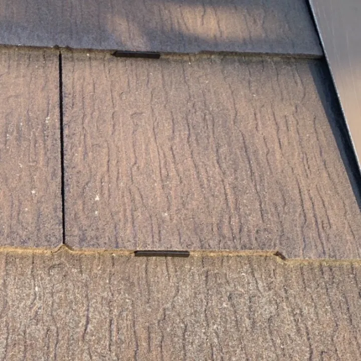 屋根塗装工事 / 3.屋根タスペーサー挿入