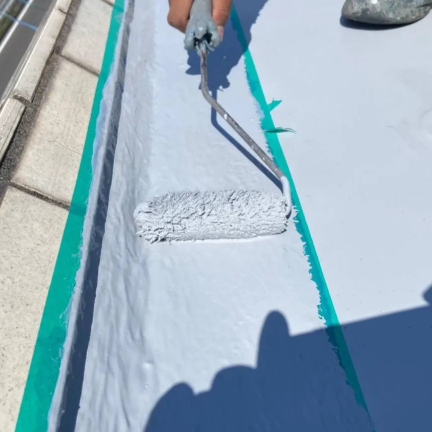 屋上防水工事 / 32.遮熱トップコート塗布