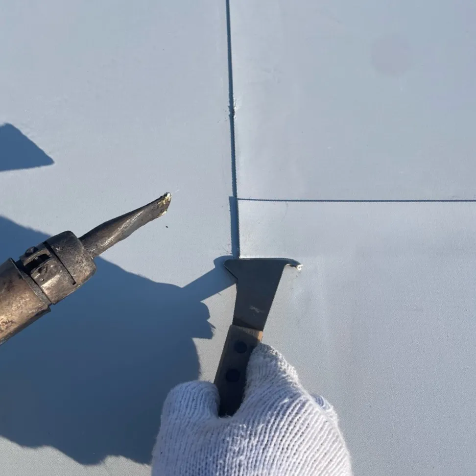 屋上防水工事 / 15.塩ビシートジョイント融着