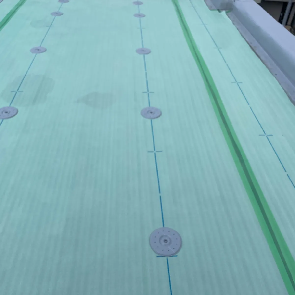 屋上防水工事 / 13.ディスク固定施工後