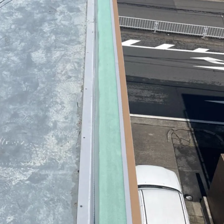 屋上防水工事 / 8.VTテープ貼り付け