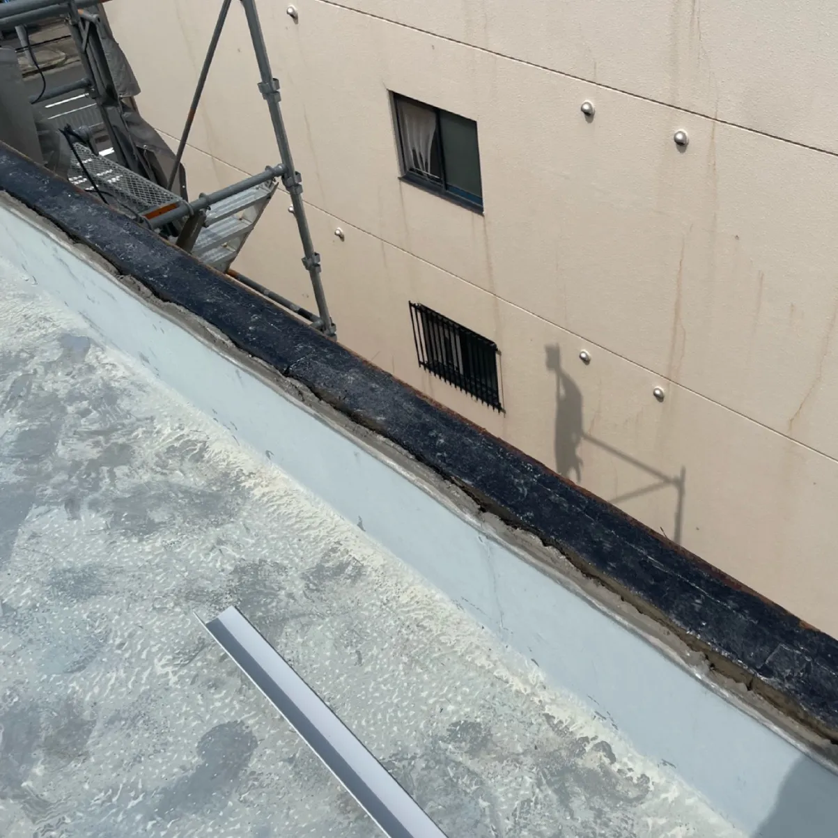 屋上防水工事 / 3.笠木撤去後