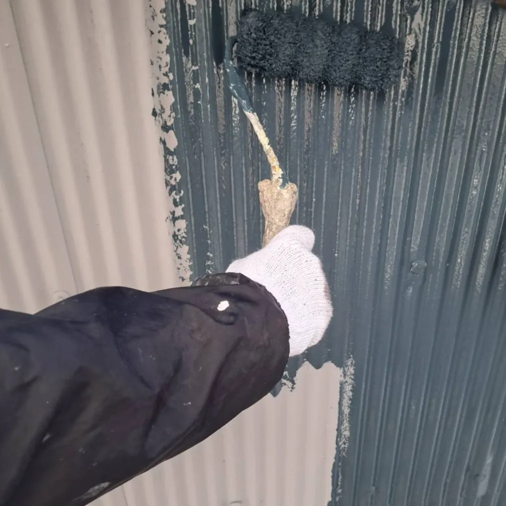 外壁塗装工事 / 3.中塗り