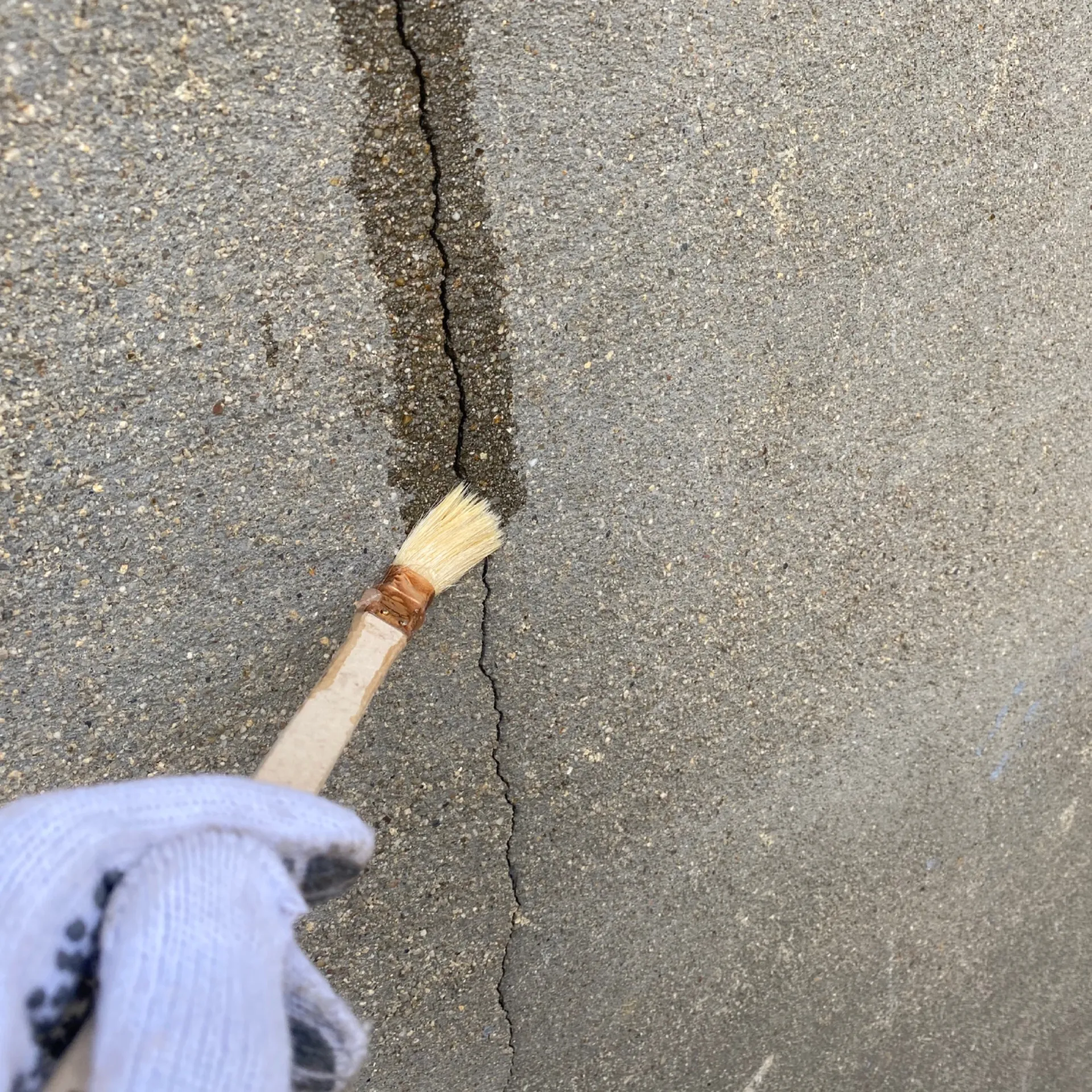 西面外装修理工事 / 1.プライマー塗布