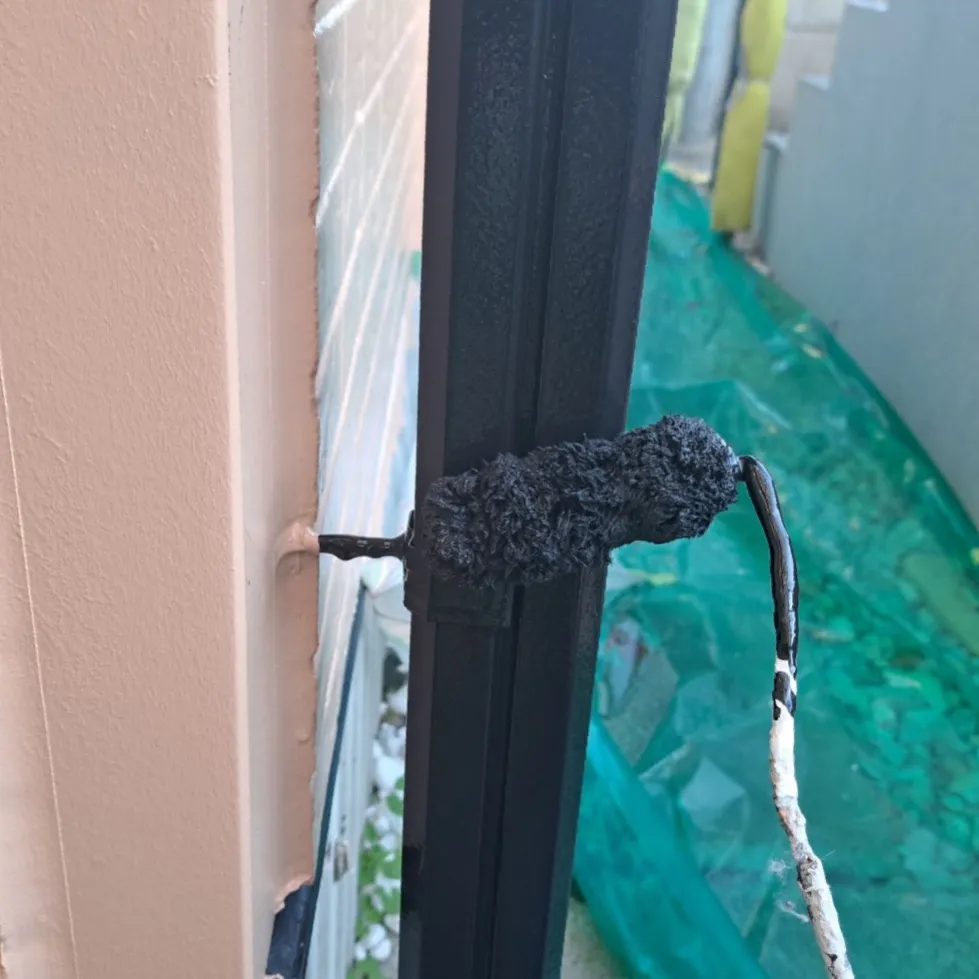 雨樋塗装工事 / 上塗り