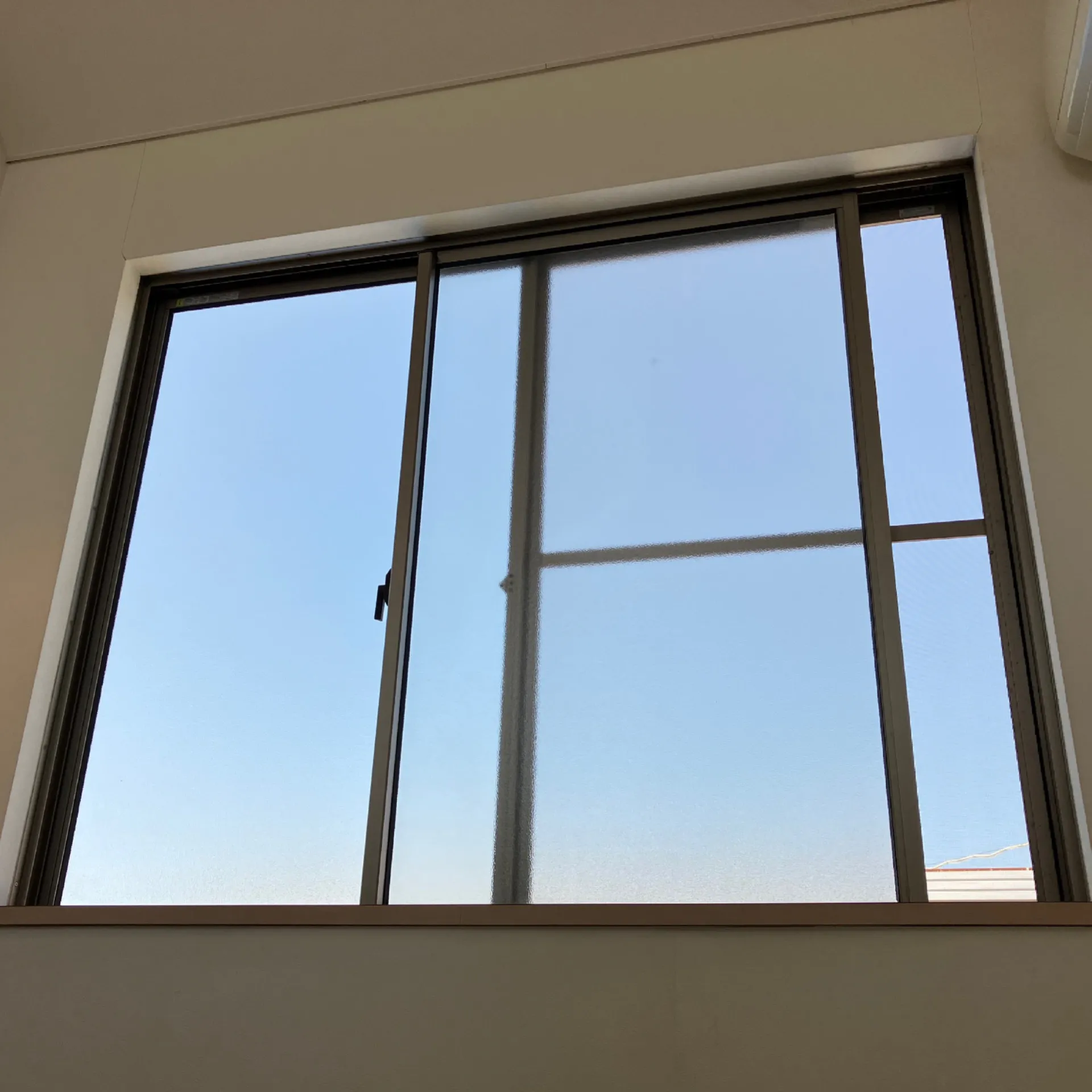 施工前 / 北側階段冊子　雨漏り跡