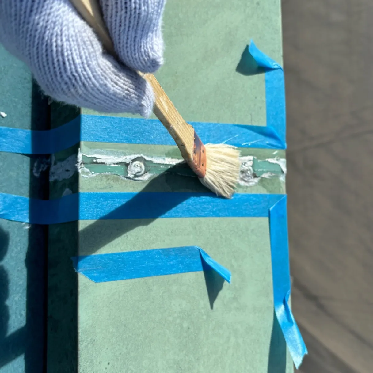 シーリング工事 / 3.プライマー塗布