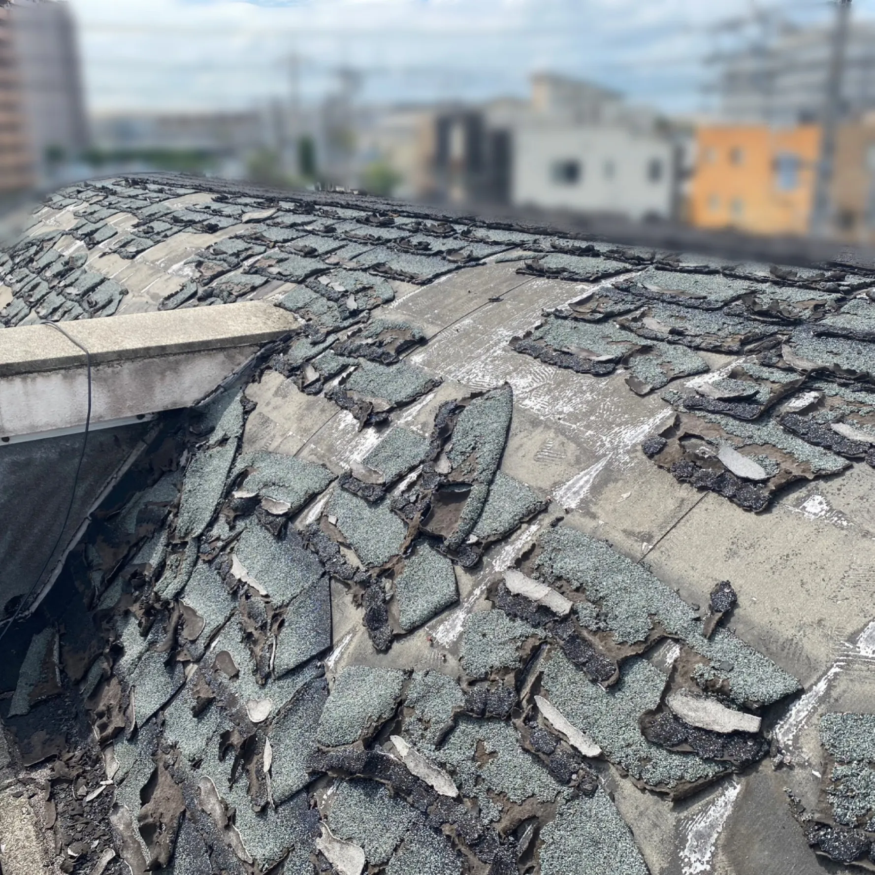 劣化が引き起こす雨漏りの原因