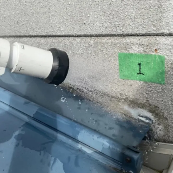 夏の雨漏りを防ぐ屋根の知識