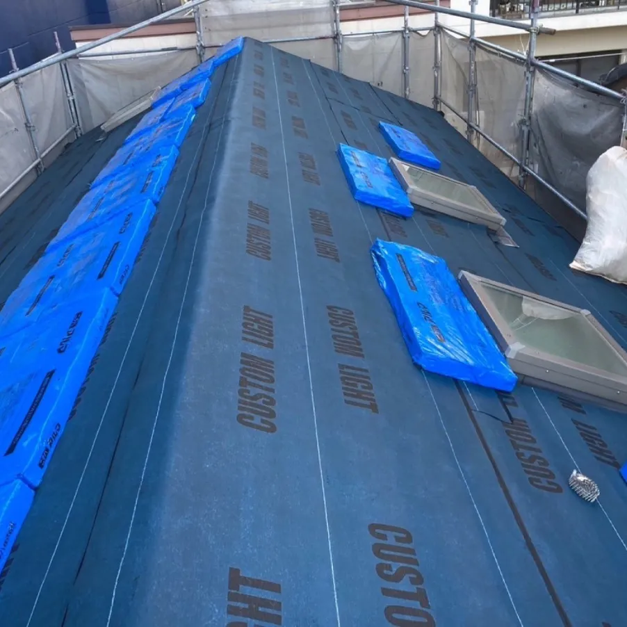 屋根カバー工事 / 4.粘着ルーフィング完了