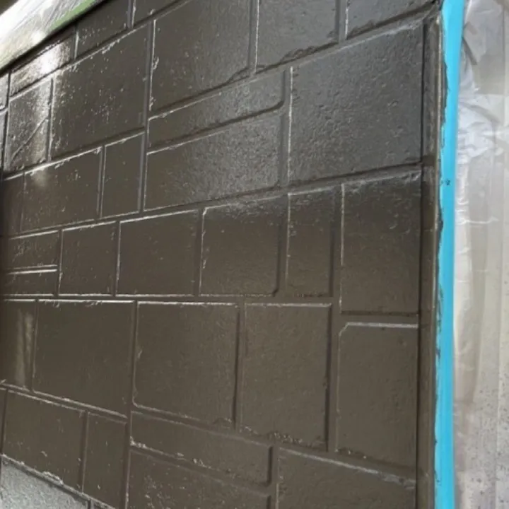 外装塗装工事 / 外壁　中塗り