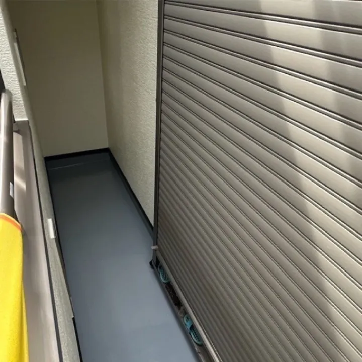 ベランダ / 中塗り