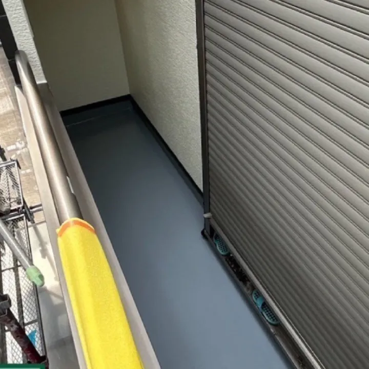 ベランダ / 上塗り