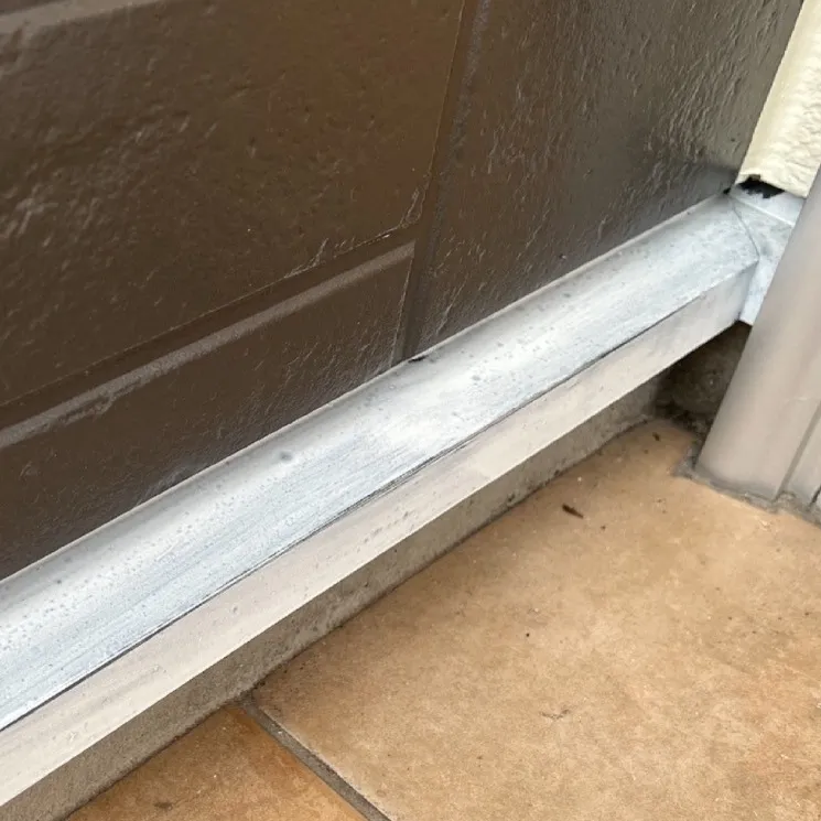 水切り / 錆止め後ケレン