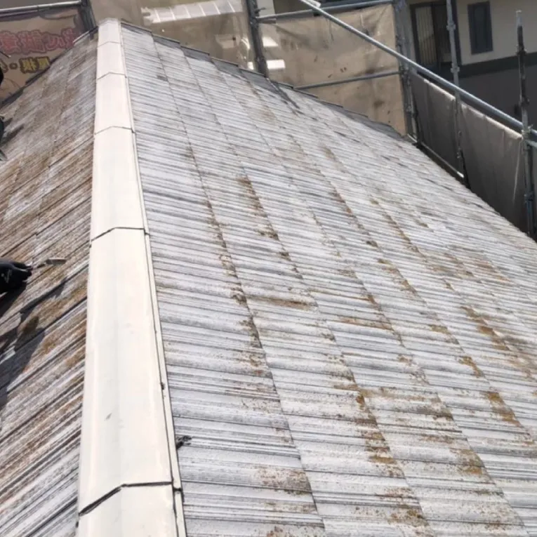 屋根ひび割れの点検頻度と目安解説